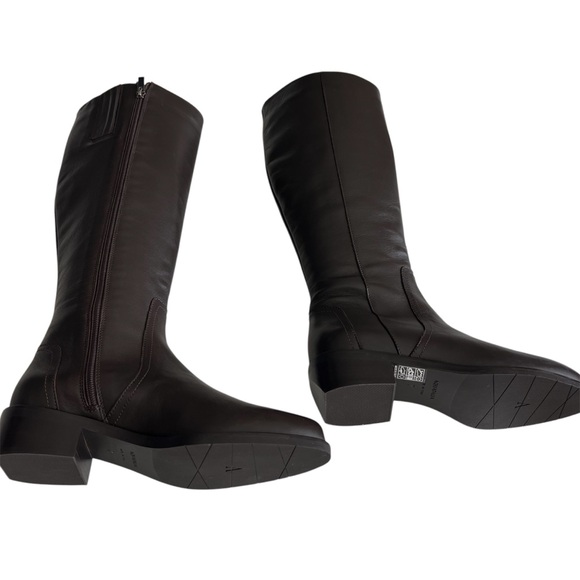 Aquatalia Womens Brown Leather Knee Boots/ size 7. Made in Italy. - Picture 6 of 7